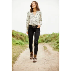 Ariat Women's Savannah Waterproof Boot -Equestrian Clothing Store 10029548 Ariat Savannah.Waterproof.Boot