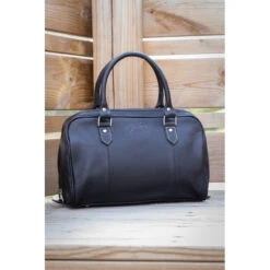 Penelope Etretat Handbag 14 Penelope Etretat Handbag -Equestrian Clothing Store 936100002 French.EQ Penelope Etretat.Handbag Front Black