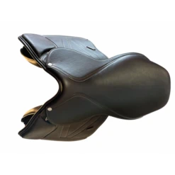 Royal Highness Emile Double Leather Close Contact Saddle -Equestrian Clothing Store EMILE 3 700x700 1