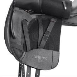 Wintec 500 Dressage Saddle 9 Wintec 500 Dressage Saddle -Equestrian Clothing Store W 500Dressage GirthingSystem Blk