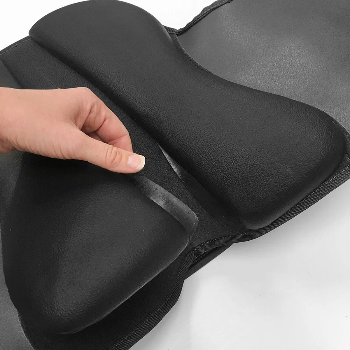 Wintec Kids Saddle 6 Wintec Kids Saddle - Image 4